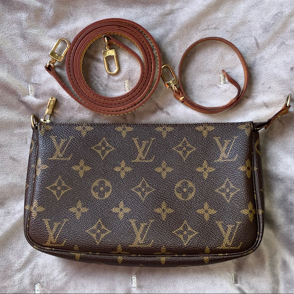 Louis Vuitton Monogram Pochette